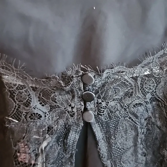 NWT Victoria's Secret: Lace-Back Cami w/ sparkle straps, Black, Small - Picture 4 of 11